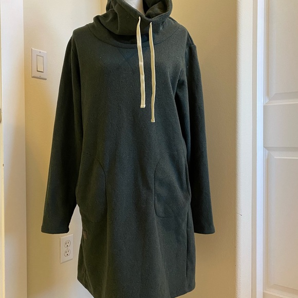 Deso Velma Fleece Dress size xl - Picture 4 of 6
